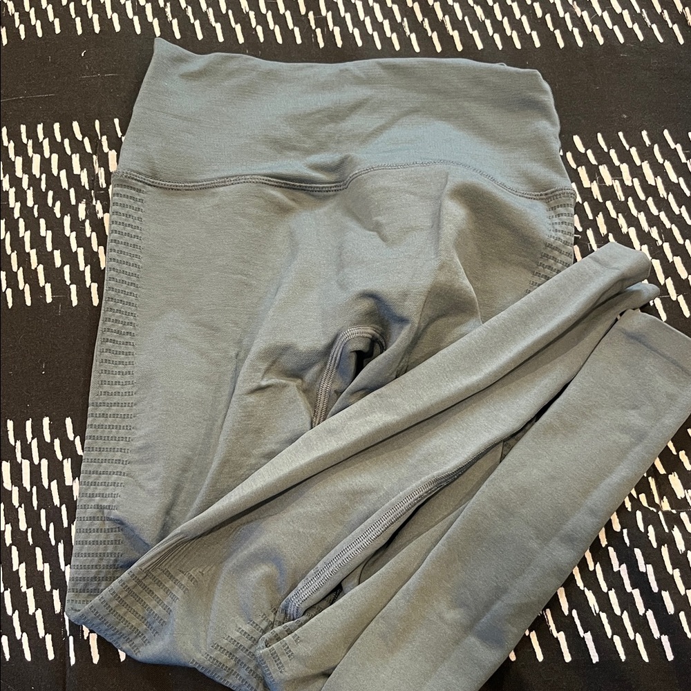 Gray Alphalete High-Waisted Leggings